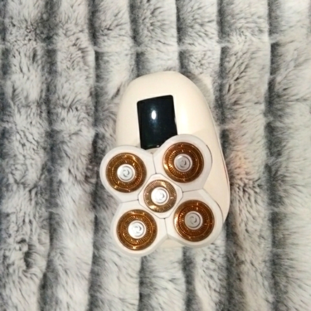Electric shaver